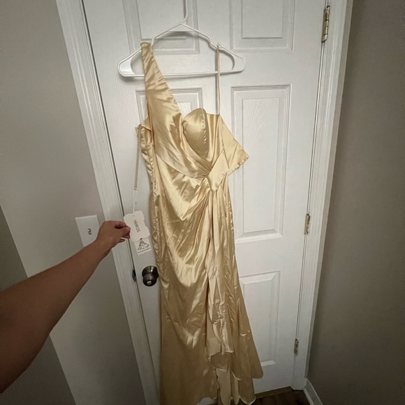 Hebeos formal dress brand new - Picture 2 of 3